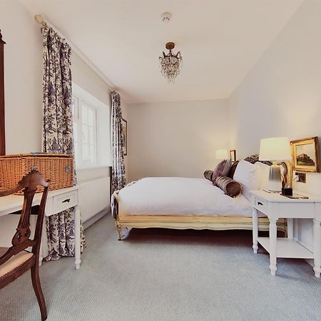 Barrow House Hotel Тралий Екстериор снимка