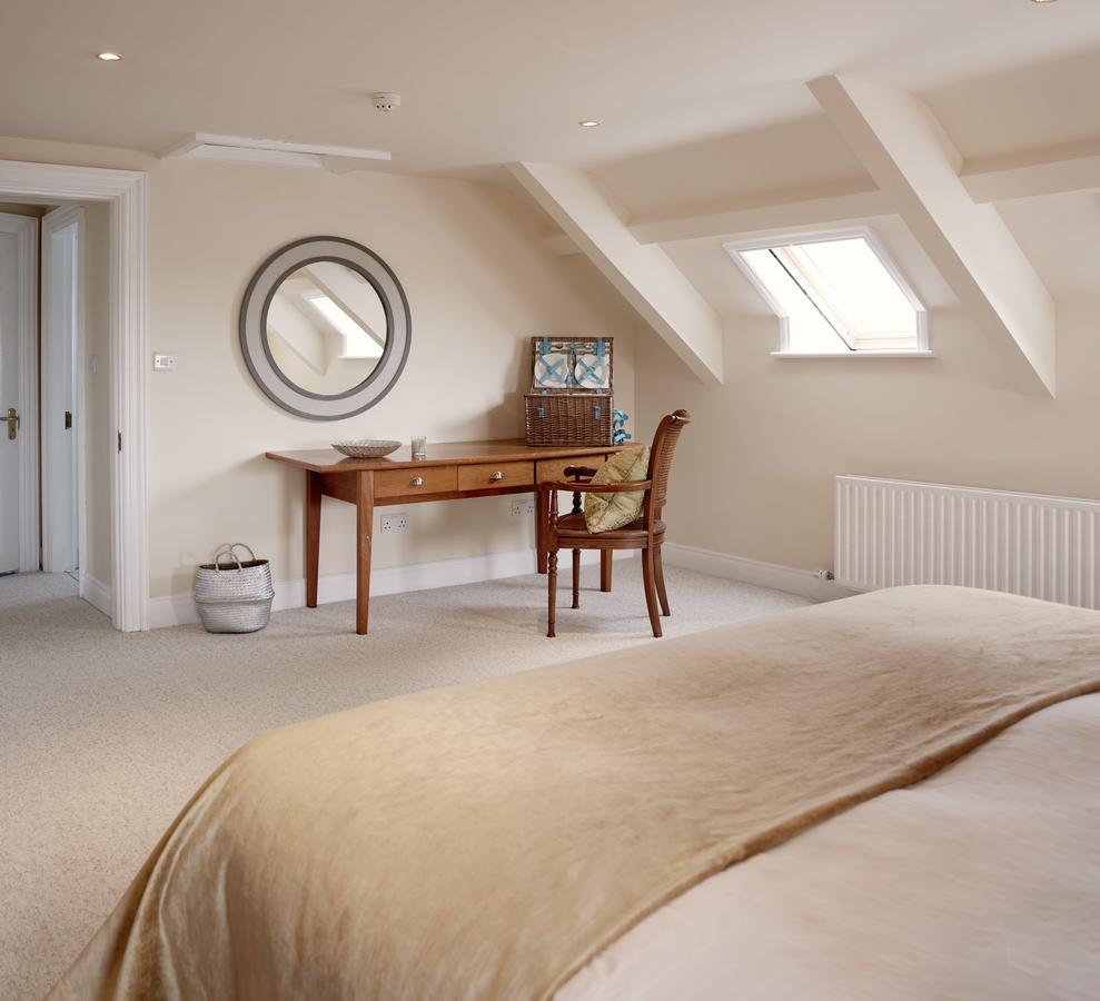 Barrow House Hotel Тралий Екстериор снимка