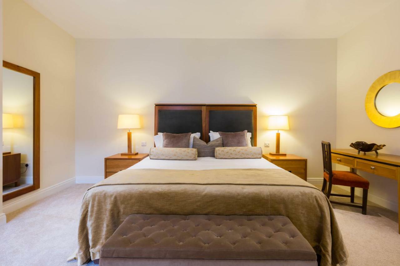 Barrow House Hotel Тралий Екстериор снимка